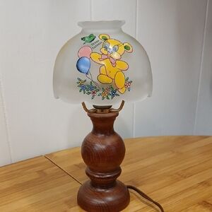 Vintage Westmoreland Glass Teddy Lamp with Frosted Shade
